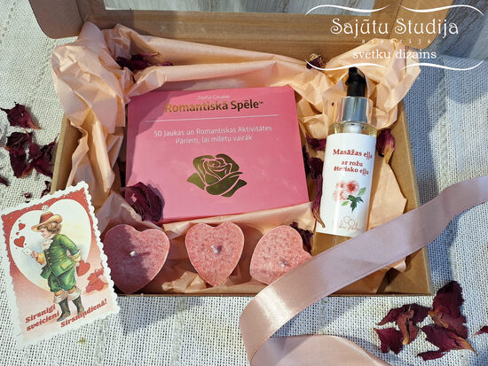 Komplekts ar Romantisko spēli